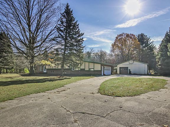 2nd image of 6468 140th Ave