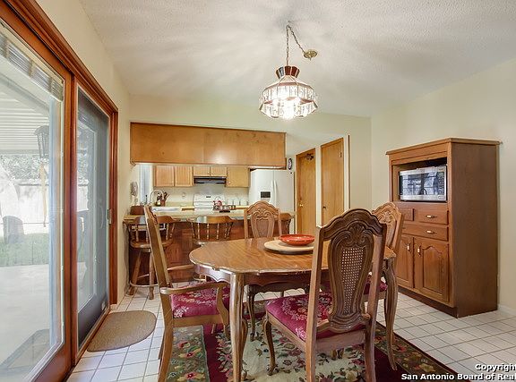 4th image of 8503 Chimneyhill St