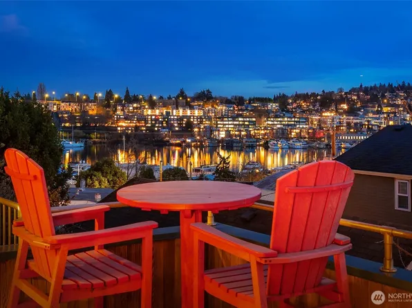 2117 N 36th Street, Seattle, WA 98103