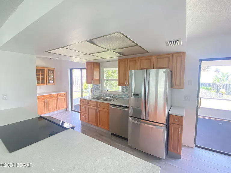 12 Ocean Crest Dr — Photo 6