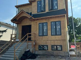 470 Vernon Ave, Staten Island, NY 10309