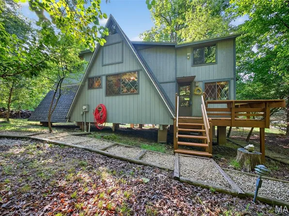 447 Foxfire Cove Dr, Innsbrook, MO 63390