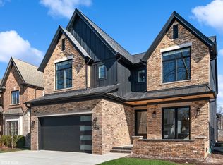 769 S Prospect Ave, Elmhurst, IL 60126