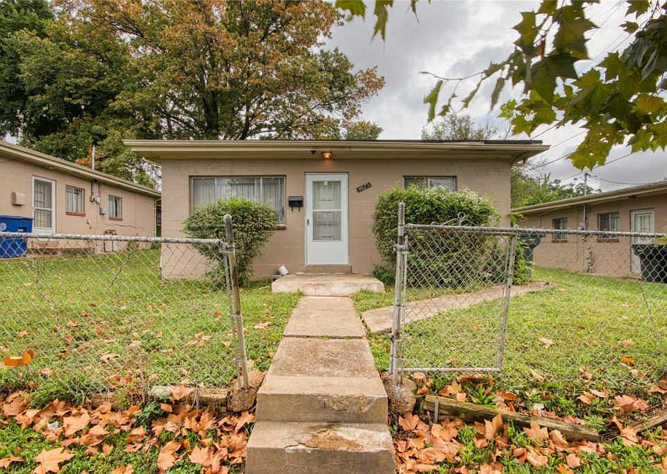 1st image of 4675 Rosalie St