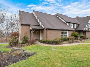 229 Allenberry Cir, Pittsburgh, PA 15234