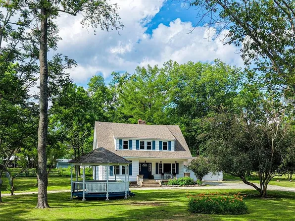 5961 Busiek Rd, Farmington, MO 63640