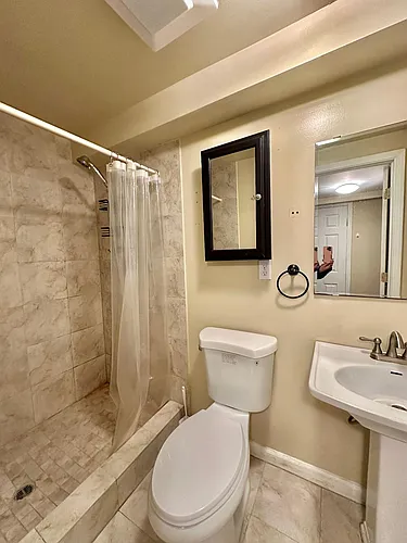 92 Middlefield Dr #A Photo 1 92 Middlefield Dr #A Photo 1