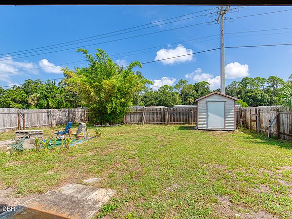 3rd image of 109 Sand Pebble Cir