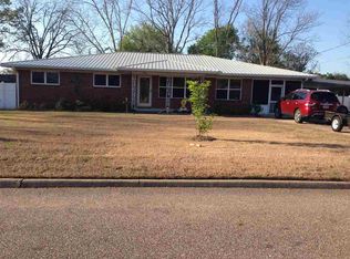 208 Plaza Dr, Daleville, AL 36322
