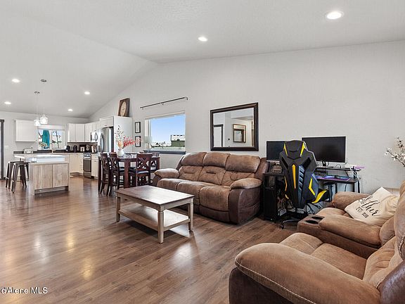 3rd image of 5914 W Irish Dr