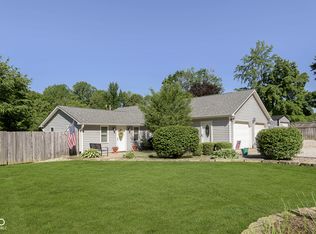 8110 Beech Grove Rd, Martinsville, IN 46151