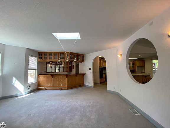 2nd image of 19131 Dyer Ct