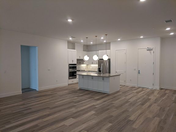 Great Room & Kitchen