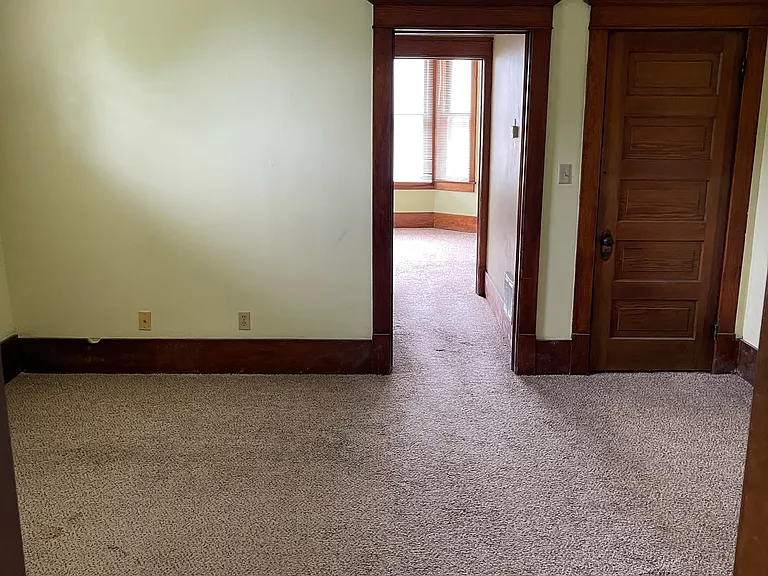 1715 S 20th St #4 — Photo 3