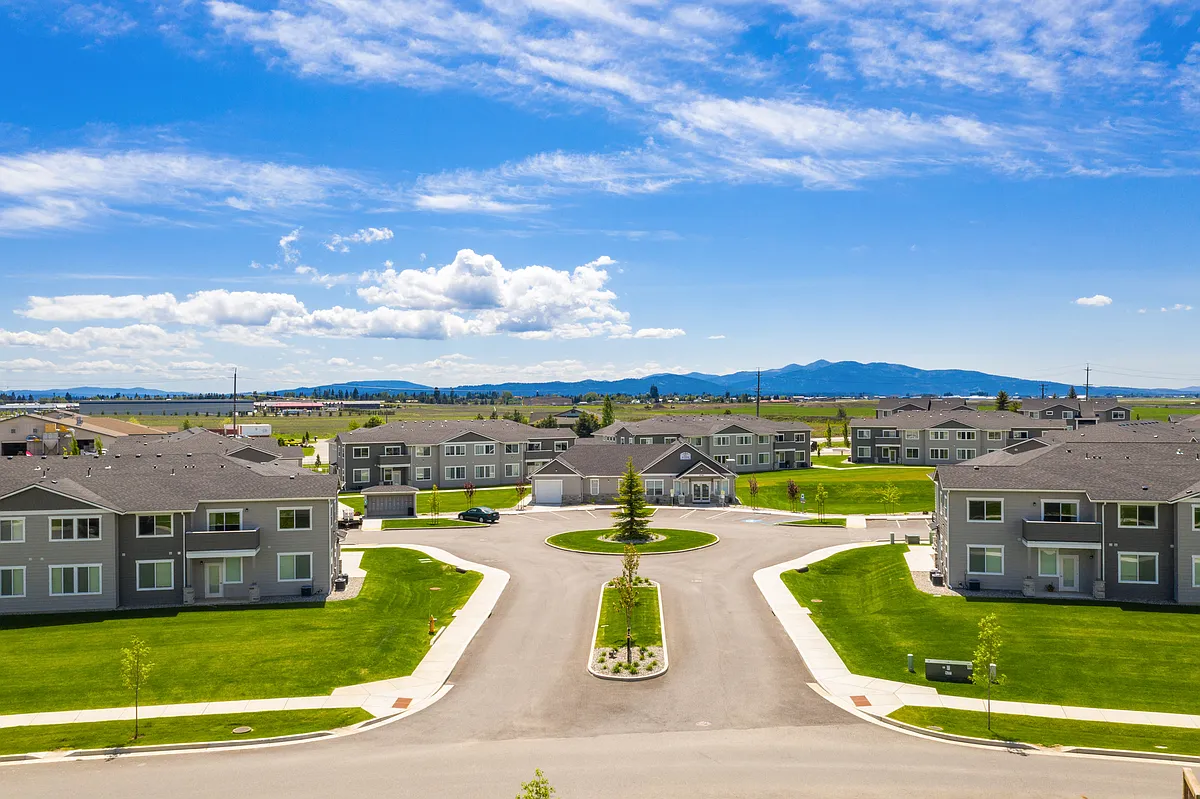 Building Photo - The Villas at Hayden North