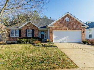 13632 Tesson Oaks Ct, Saint Louis, MO 63128