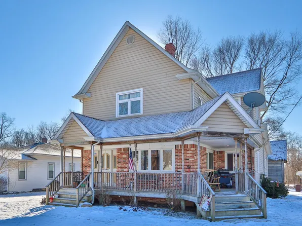 454 E Main St, Camden, IN 46917