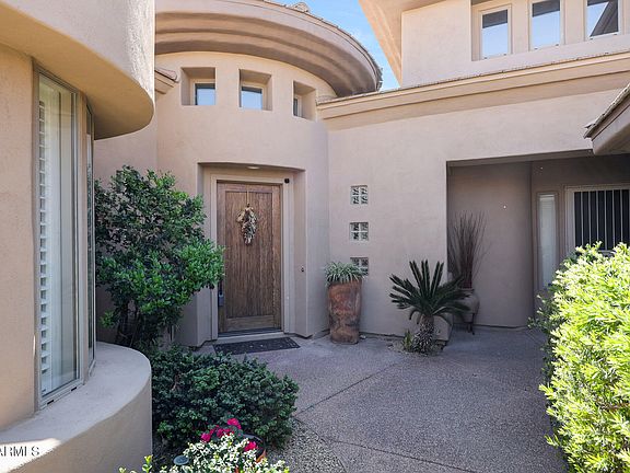 3rd image of 15240 N CLUBGATE Drive #162
