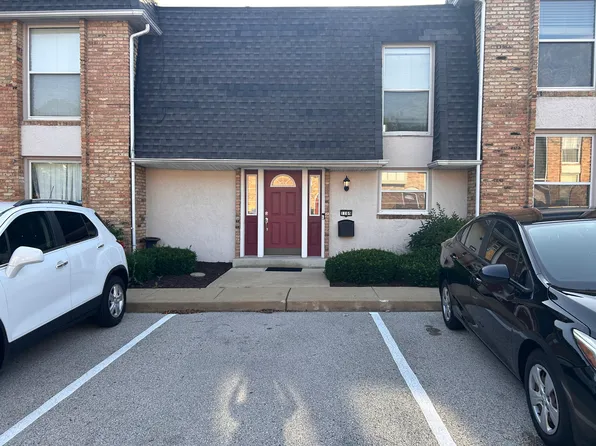 1169 Rue La Ville Walk, Saint Louis, MO 63141