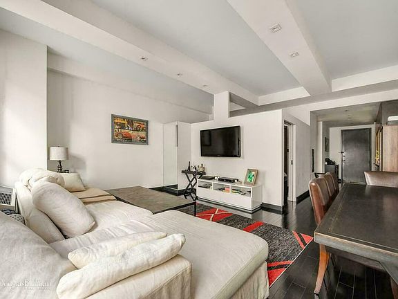 2nd image of 20 Pine St APT 2802
