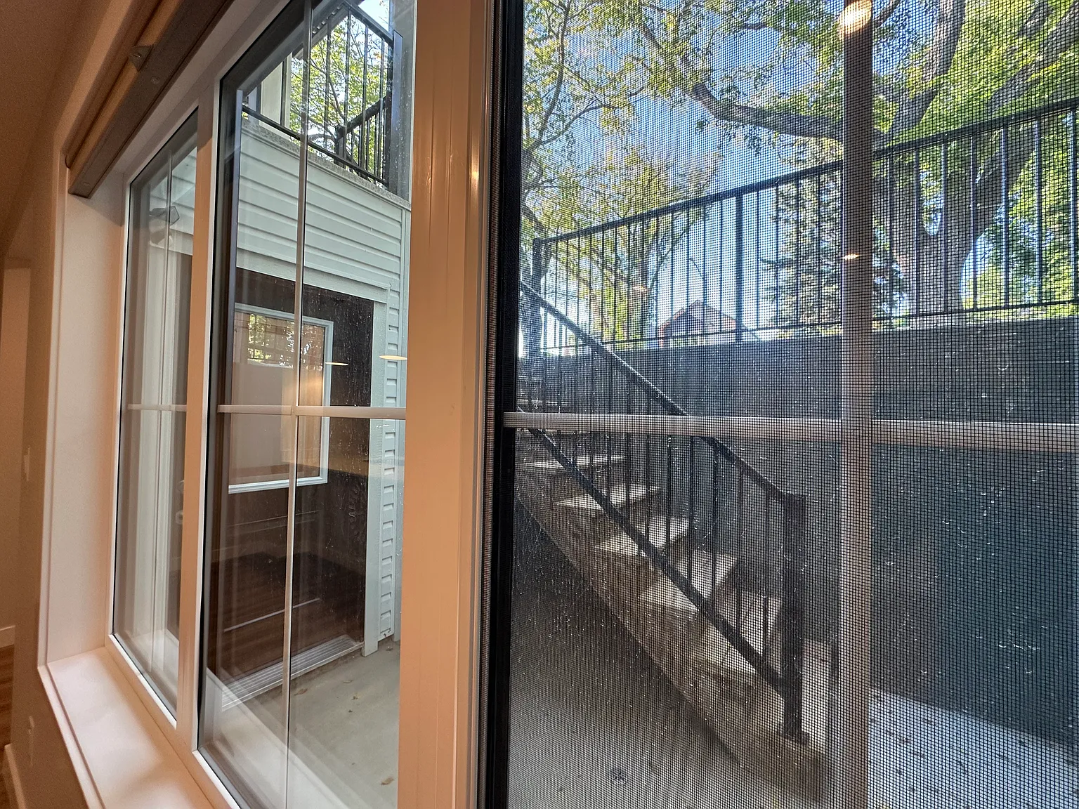 2 bed, 700 sqft, $2,200 — Photo 4