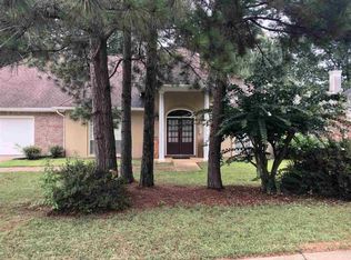 353 Pinewood Ln, Ridgeland, MS 39157