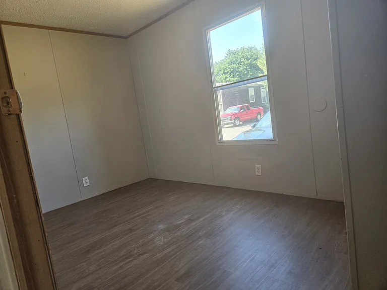 602 S Vista Ln #30 — Photo 7