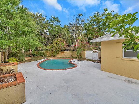 3rd image of 5528 Homewood Pl