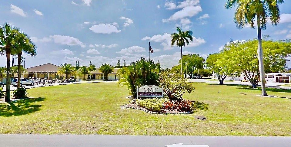 2nd image of 2331 SW 85th Way