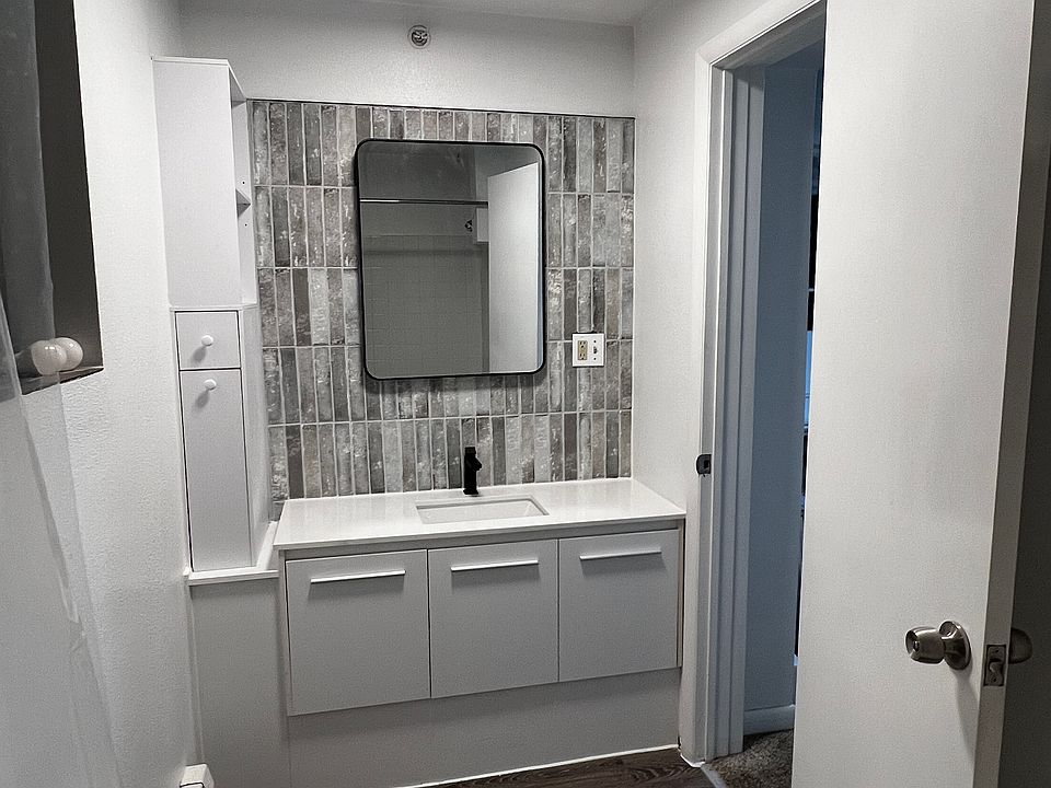 1st image of 760 N Ogden St APT 2