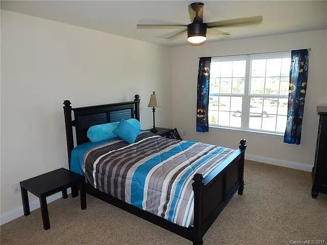 Woodview Cir — Photo 11