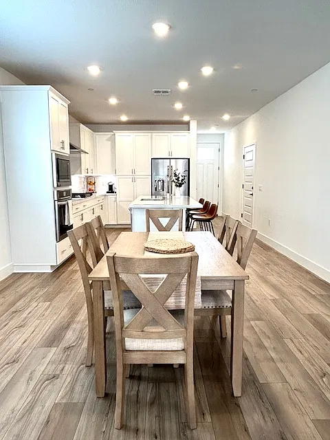 865 Lucent St — Photo 3