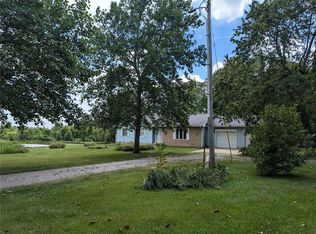 602 Mount Nebo Ave, Greenville, IL 62246