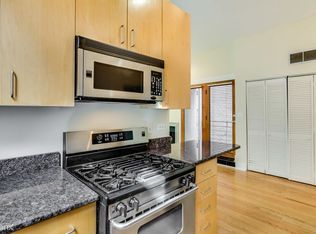2007 W Evergreen Ave, Chicago, IL 60622