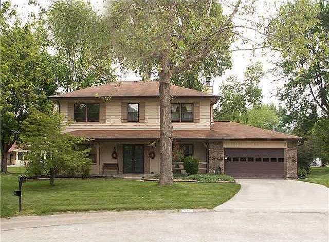 2nd image of 915 Sidewinder Ct