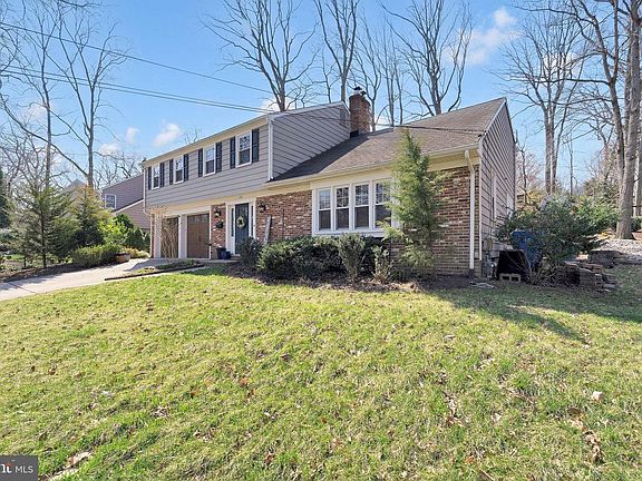 4th image of 135 Barcroft Dr