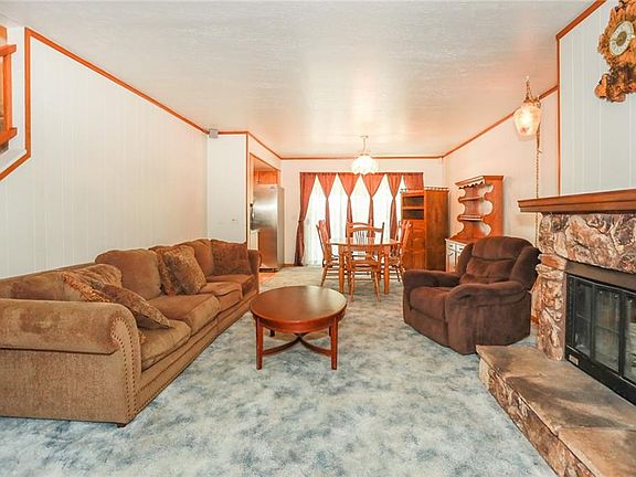 5th image of 41531 Swan Dr