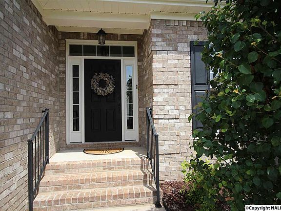 2nd image of 119 Huston Ct