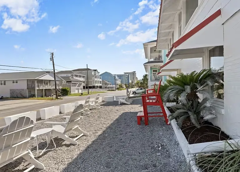 Perrin Dr — Photo 23