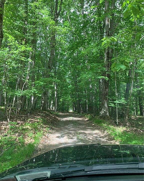 2nd image of 7384 Cloverleaf Rd