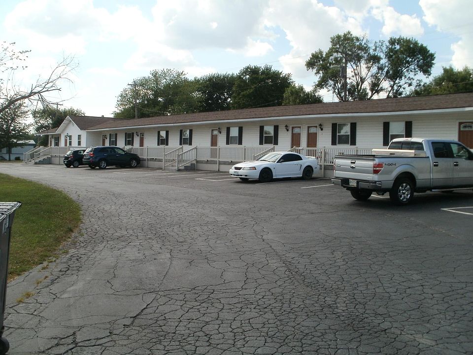2nd image of 425 W Service Rd N APT 4
