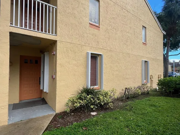 1122 Coral Club Dr #1122, Coral Springs, FL 33071