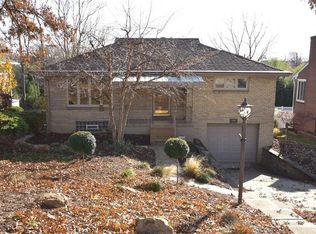 1701 Worcester Dr, Pittsburgh, PA 15243