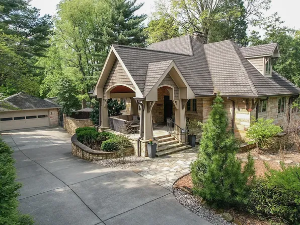 2320 Mount Auburn Rd, Evansville, IN 47720