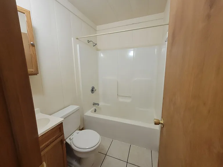 311 University St — Photo 11