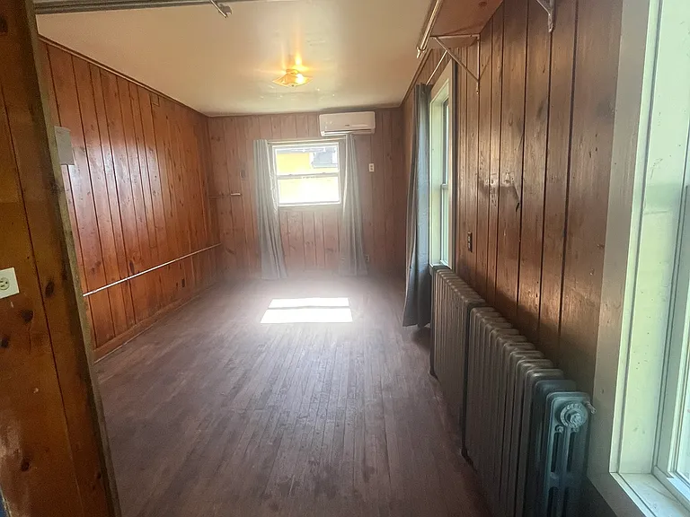 223 N 8th St #2 — Photo 30