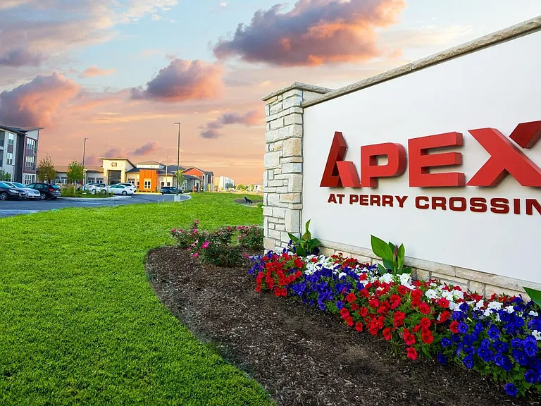 Apex at Perry Crossing — Photo 32