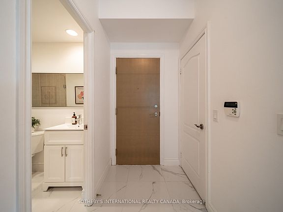3rd image of 319 Merton St #809
