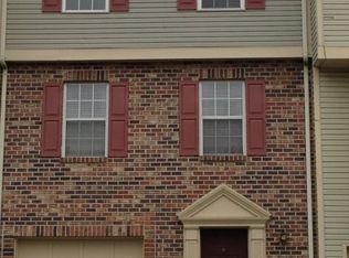 11240 Cristins Cir, Hagerstown, MD 21742
