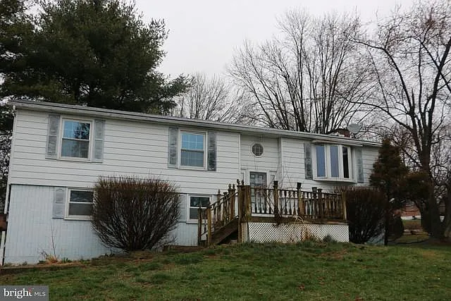 8343 Oxford Cir photo 1
